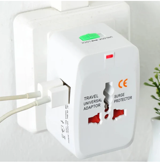 65W GaN Fast-Charging Travel Hub